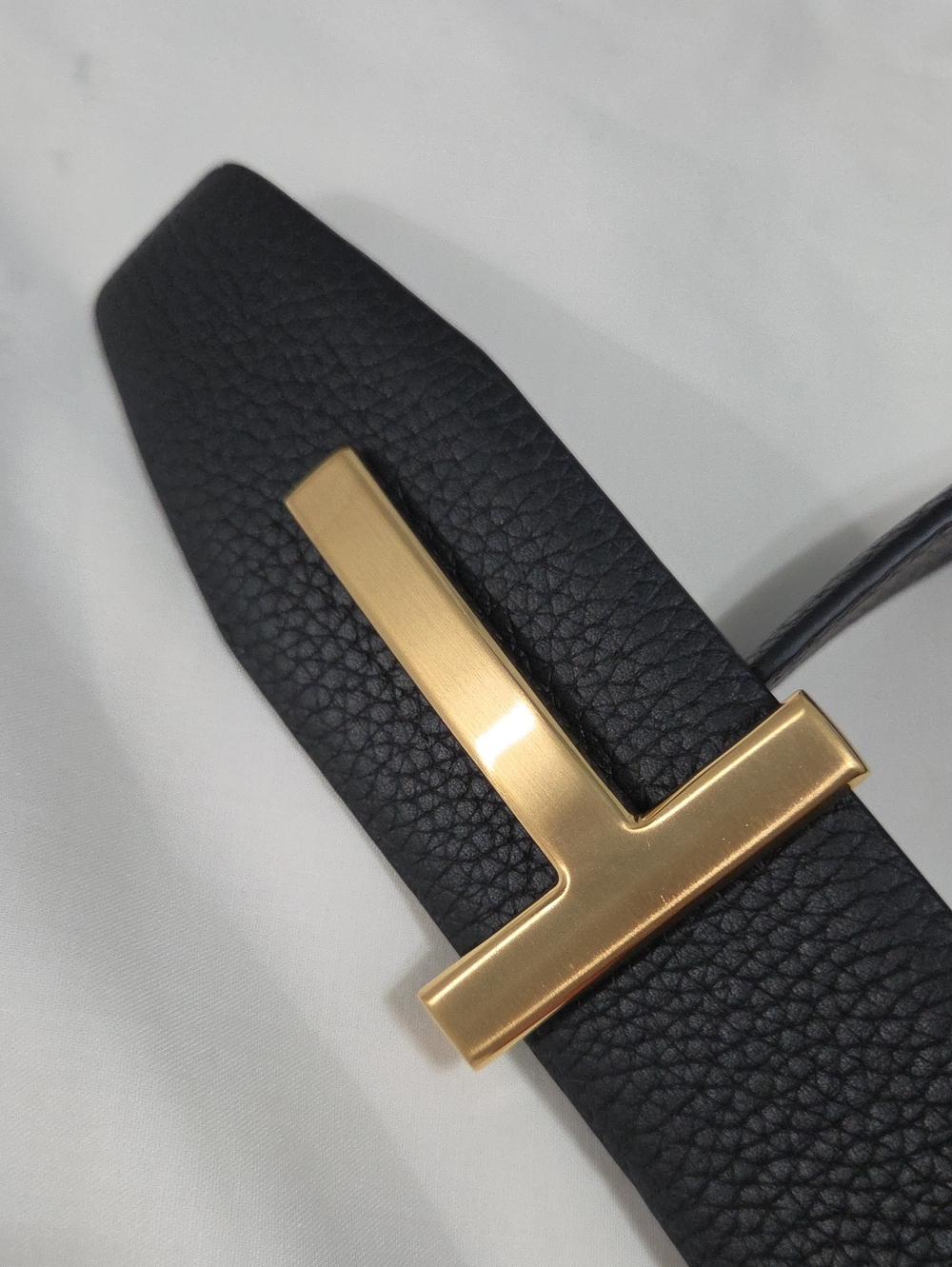 Reversible Tom Ford Black Brown Leather Belt Gold T Buckle 95cm - Picture 4 of 15